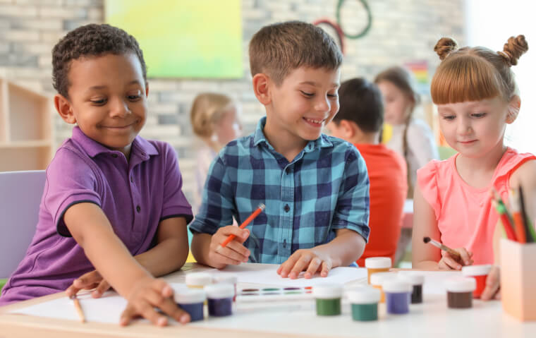 Child learning with Lamsa